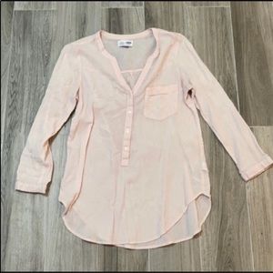 Old Navy Lightweight Top Size Medium